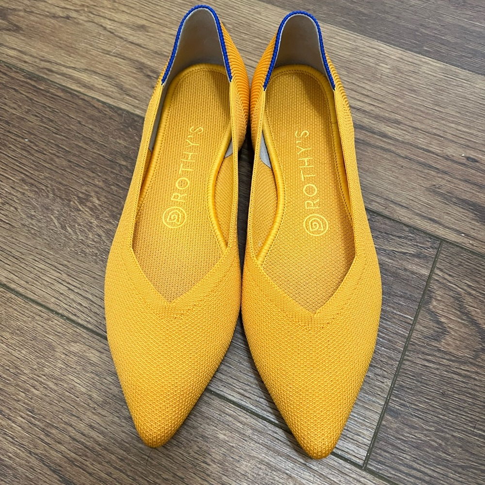 Rothy’s Saffron size 7.5